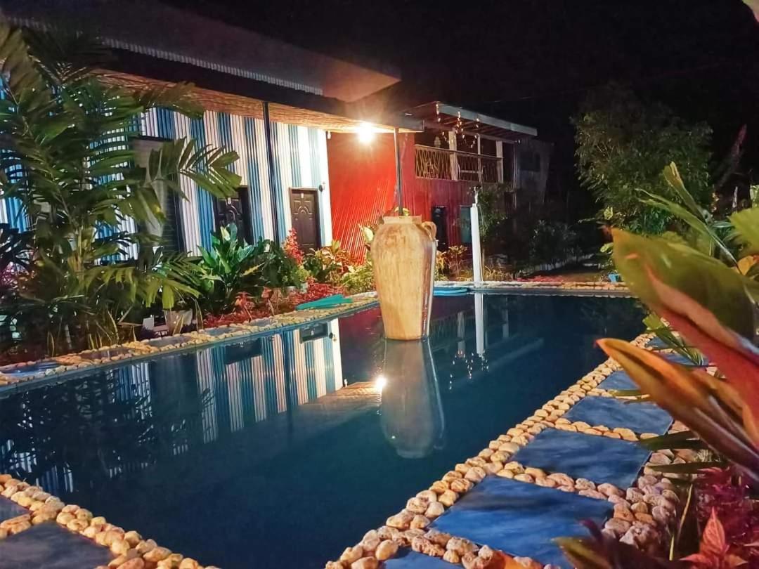 Edmund'S Garden Inn Siquijor Bagian luar foto