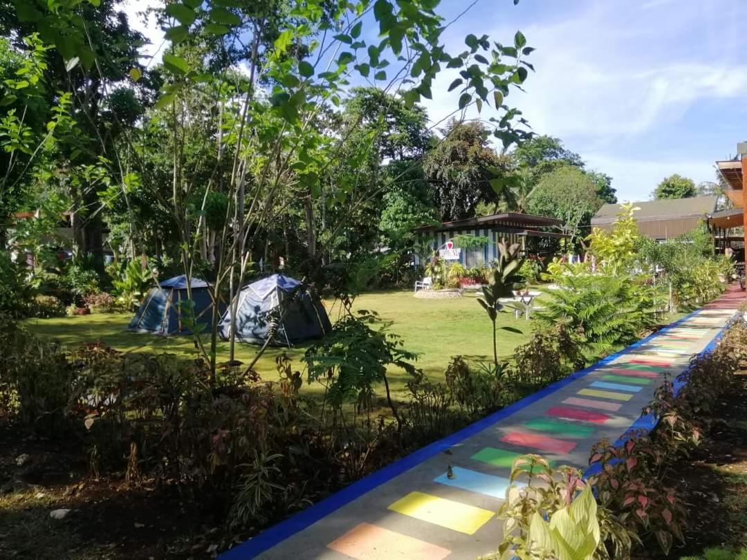 Edmund'S Garden Inn Siquijor Bagian luar foto