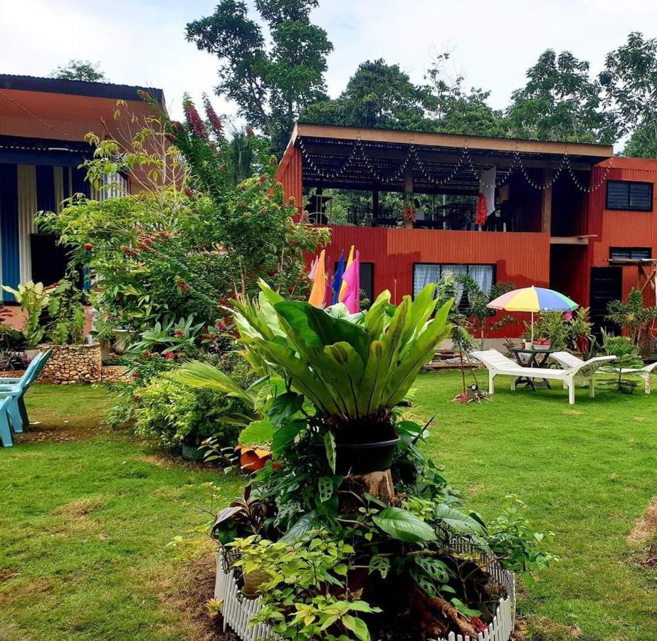 Edmund'S Garden Inn Siquijor Bagian luar foto